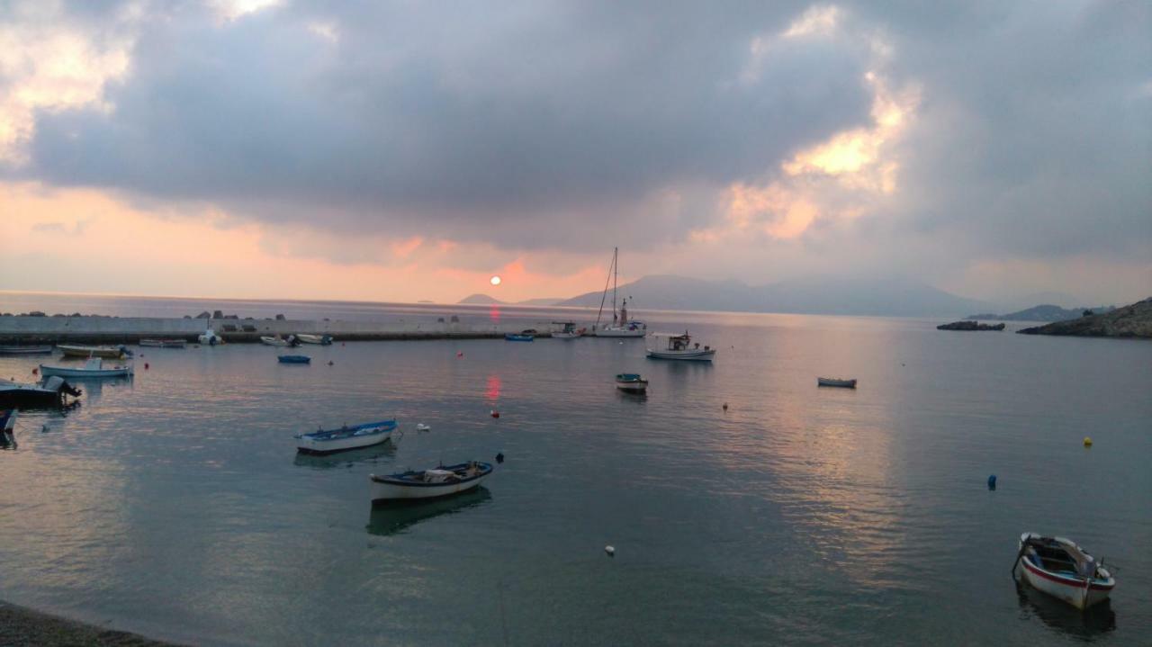 Eftopia Beachfront 2-Bedrooms Apartment กอกการี ภายนอก รูปภาพ