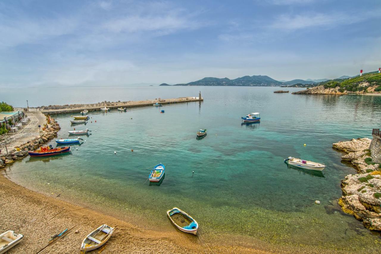 Eftopia Beachfront 2-Bedrooms Apartment กอกการี ภายนอก รูปภาพ