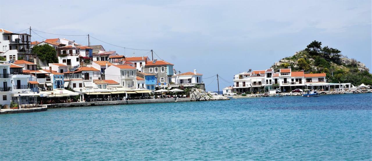 Eftopia Beachfront 2-Bedrooms Apartment กอกการี ภายนอก รูปภาพ